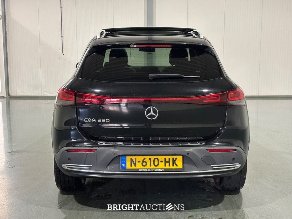 Mercedes-Benz EQA 25067 Business Solution Luxury 67 kWh 190pk 2021 (Origineel-NL) EQA-Klasse, N-610-HK
