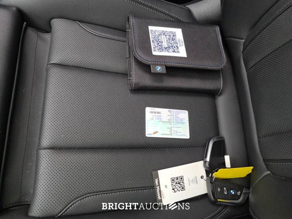 BMW iX3 Executive M Sport 286pk 2023 (Origineel-NL) iX, S-230-GJ