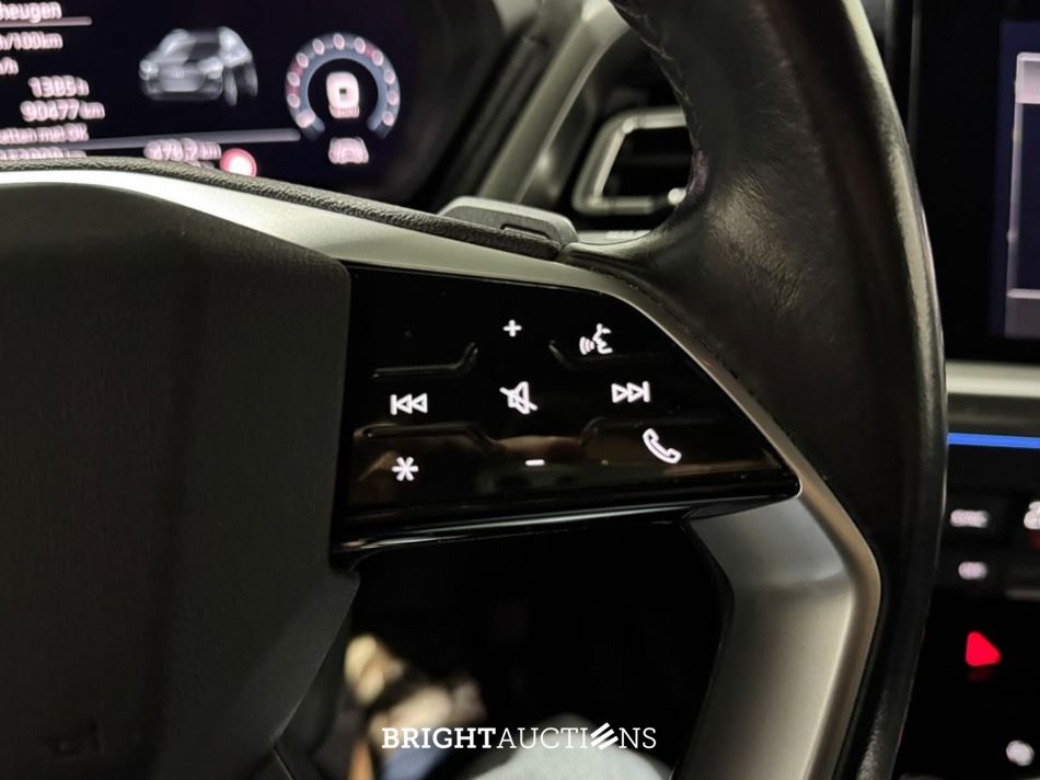 Audi Q4 e-tron 40 Launch edition Advanced 77 kWh 204pk 2021 (Origineel-NL), N-414-FZ
