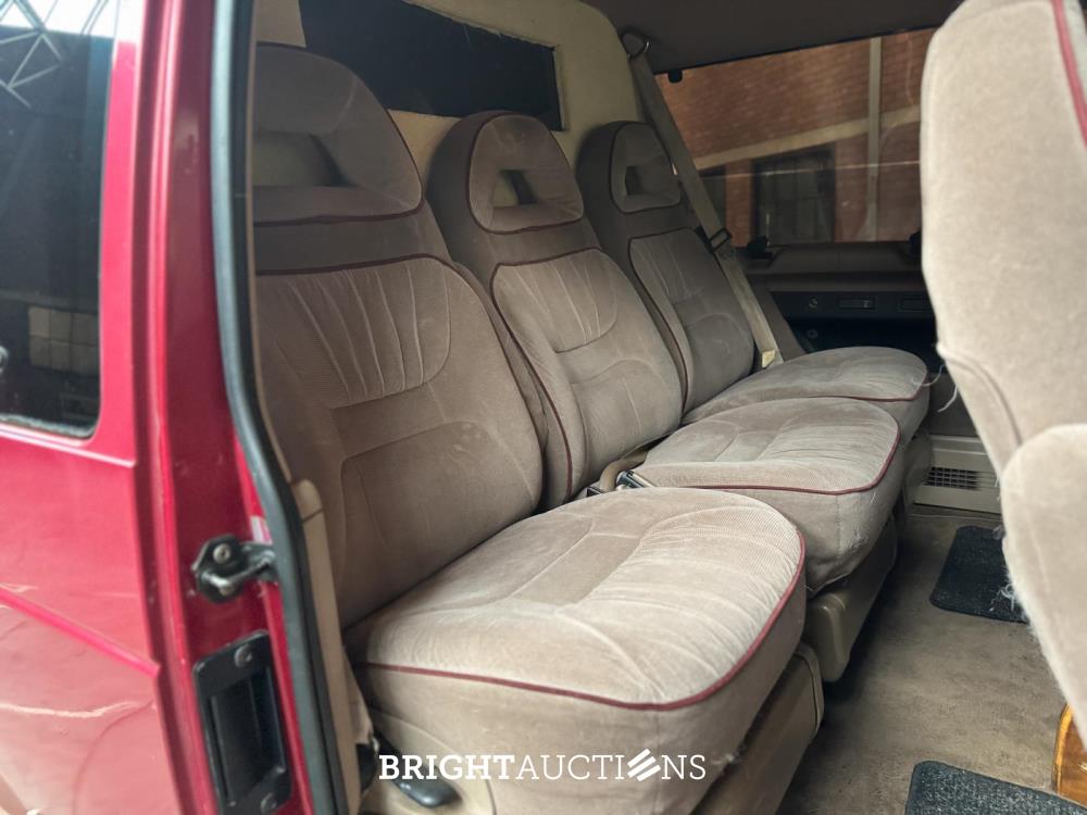 Ford E150 5.0 1993, 95-VH-NN