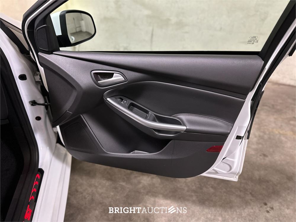 Ford Focus 2.0 EcoBoost ST-2 250pk 2013, G-282-BN