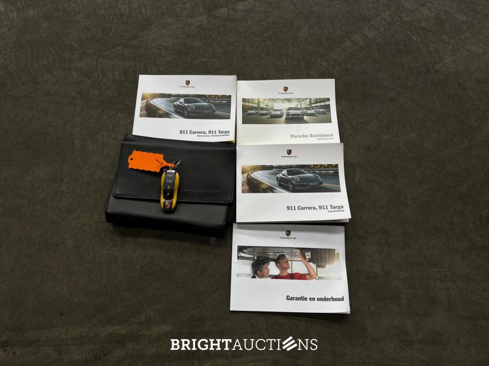 Porsche 911 991.2 Turbo S Cabrio 3.8 V6 581pk 2017 (Origineel-NL+2e eigenaar), PG-468-L