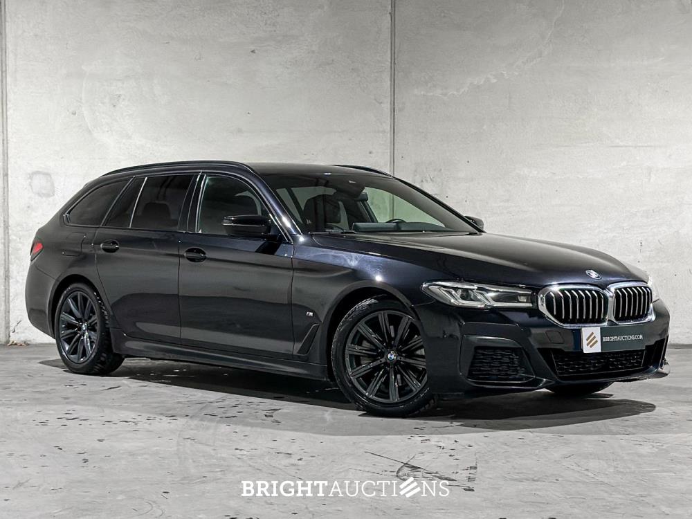 BMW 520i Touring High Executive Edition M-Sport 184pk 2021 (Origineel-NL) 5-Serie G31, L-194-JX