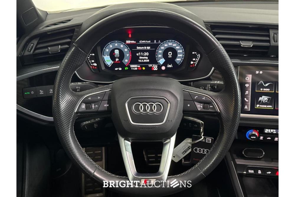 Audi Q3 45 e S Edition TFSI 266pk 2022 (Origineel-NL), P-122-PB