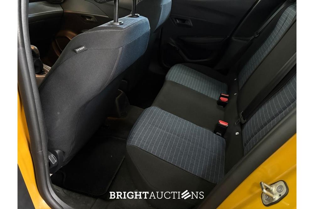 Peugeot 208 Like 1.2 PureTech 74pk 2022 (Origineel-NL), P-876-FX