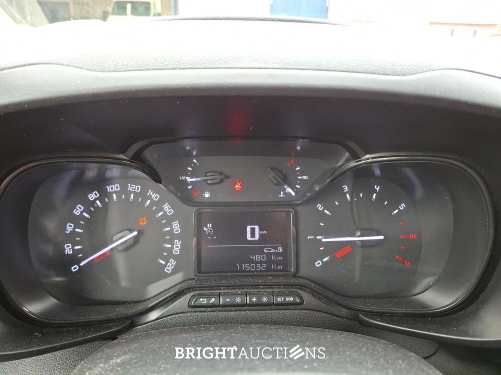 Citroen Berlingo 1.5 BlueHDI Club XL 99 pk 2021, VKR-08-B