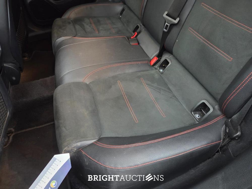 Mercedes-Benz A 220 Premium Plus 190pk 2019 A-klasse, T-192-LD