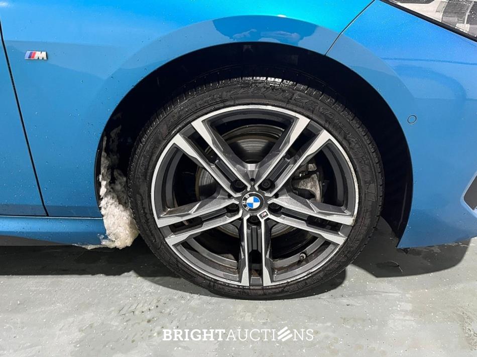 BMW 218i Gran Coupe Automaat High Executive Edition M-Pakket 136pk 2022 (Origineel-NL) 2-Serie, P-884-LJ