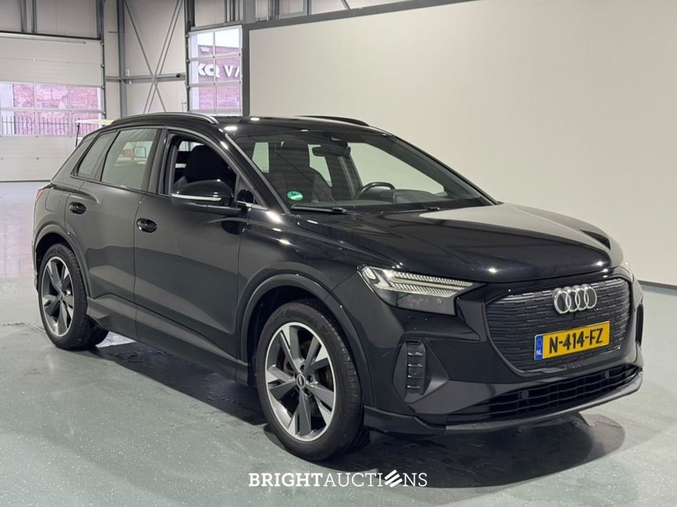 Audi Q4 e-tron 40 Launch edition Advanced 77 kWh 204pk 2021 (Origineel-NL), N-414-FZ