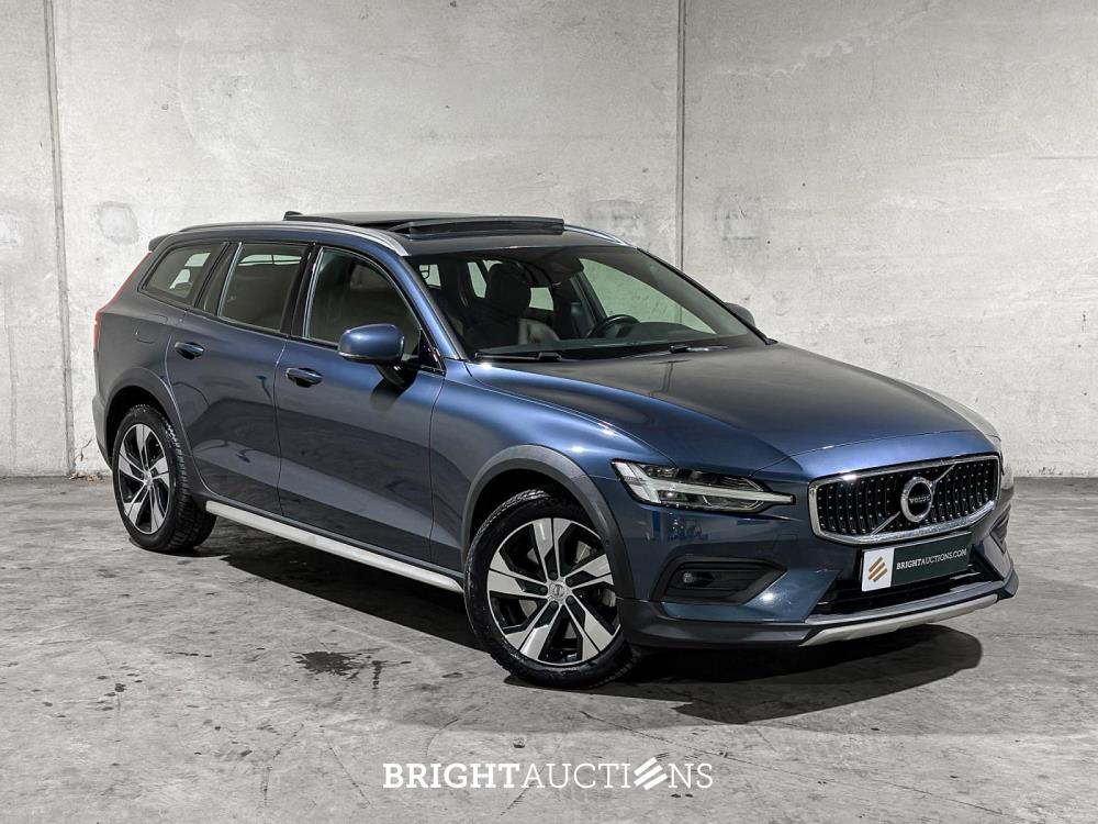 Volvo V60 Cross country Soft Hybride 2.0 B5 AWD pro 261pk 2020 (Origineel-NL), J-188-VT
