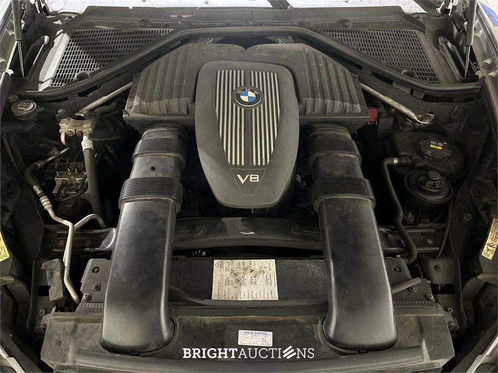 BMW X5 xDrive48i 4.8 V8 E70 355pk 2007, P-834-RB Youngtimer