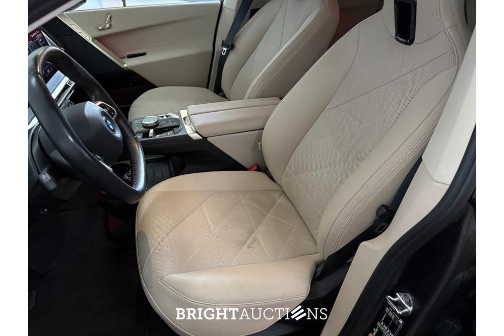 BMW iX xDrive40 Executive 77 kWh 326pk 2022 (Origineel-NL), P-510-KJ