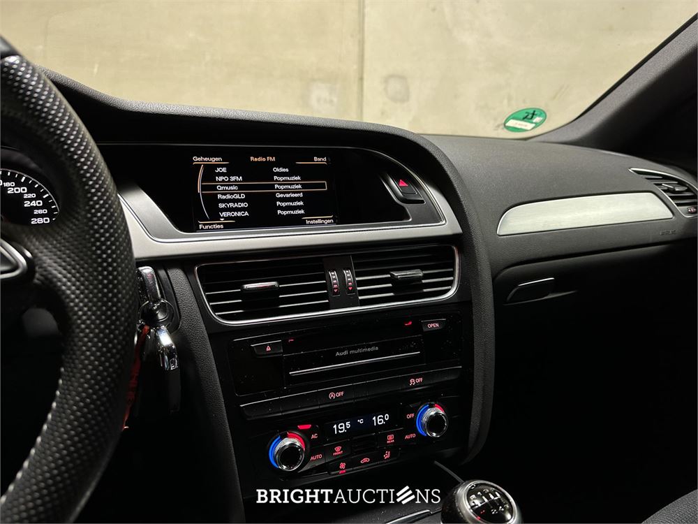 Audi A4 Avant 1.8 TFSI S Edition 120pk 2013 (Origineel-NL), 26-ZRP-1
