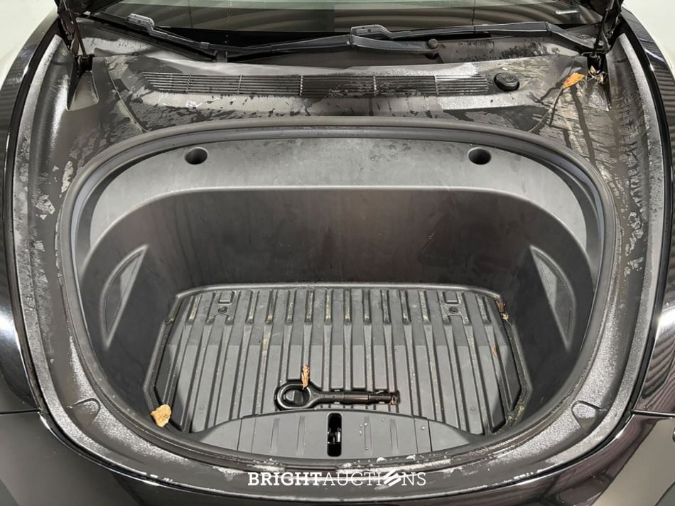 Tesla Model 3 Standard RWD Plus 60 kWh 238pk 2021 (Origineel-NL), L-975-NB