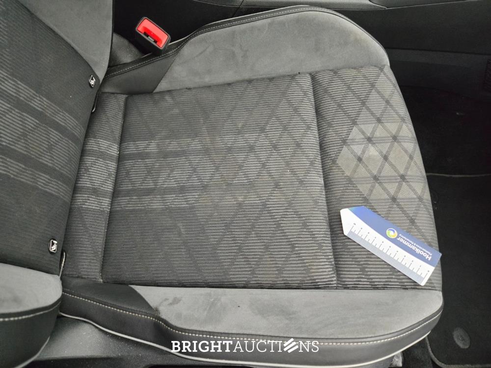Volkswagen Golf eTSI R-Line 1.5 150pk 2020, GTR-53-S