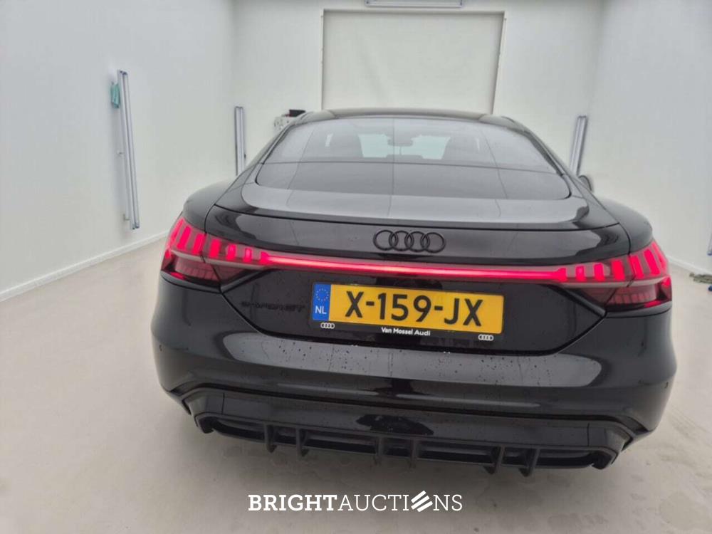 Audi e-tron GT GT 93 kWh 476pk 2023 (Origineel-NL), X-159-JX