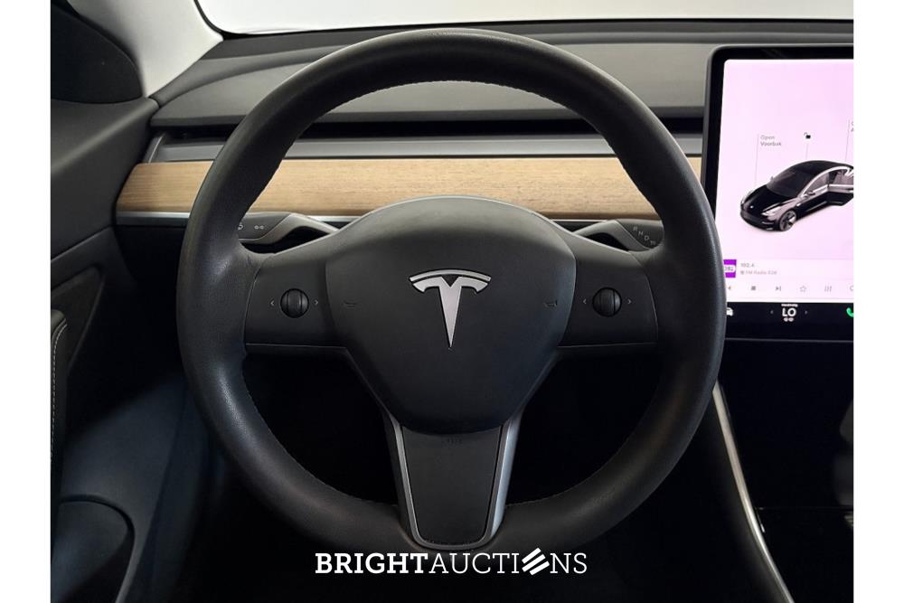 Tesla Model 3 Standard RWD Plus 60 kWh 238pk 2020 (Origineel-NL), K-848-FF