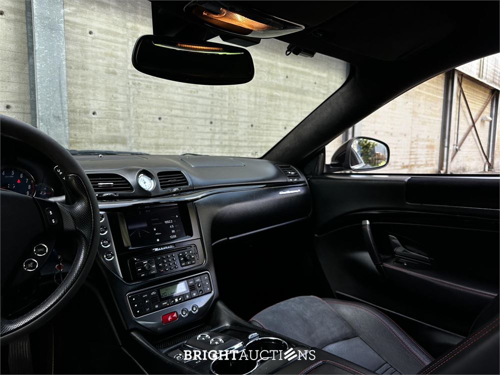 Maserati GranTurismo S 4.7 V8 440pk 2009