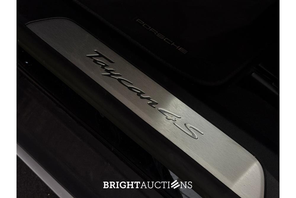 Porsche Taycan 4S 93 kWh 489pk 2022, X-274-FS