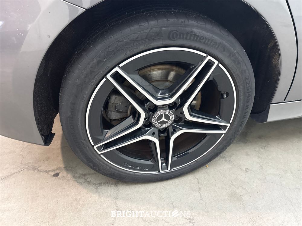 Mercedes-Benz A250 e AMG Line 262pk 2021 A-klasse, N-353-ZN