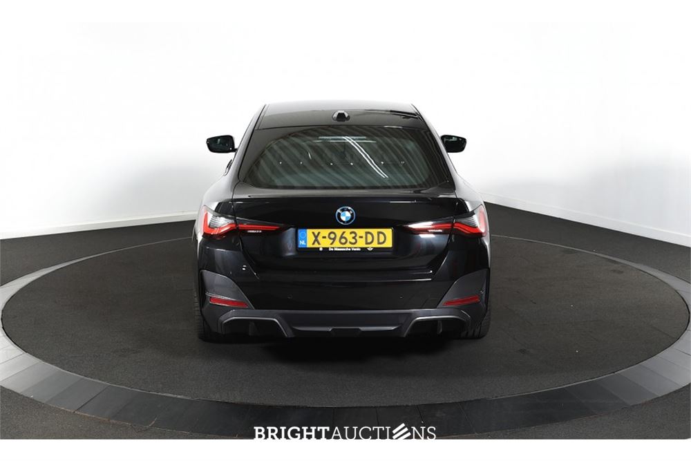 BMW i4 eDrive35 70 kWh 2023 (Origineel-NL), X-963-DD