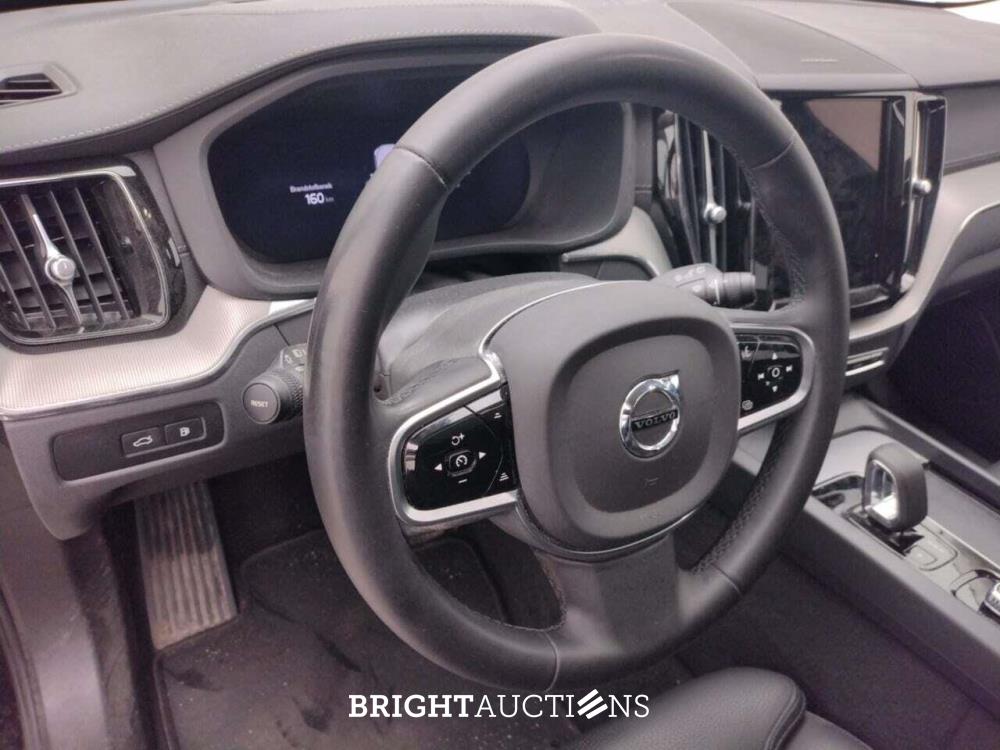 Volvo XC60 T6 PHEV Ultimate Dark 2.0 AWD 253pk 2023