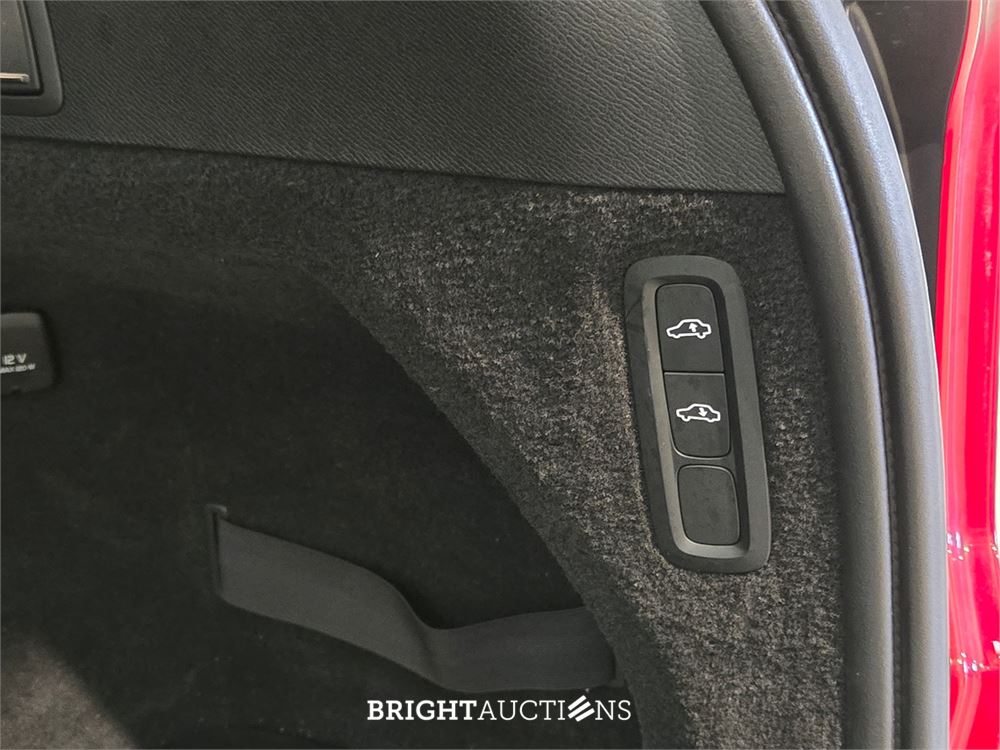 Volvo XC90 T8 Twin Engine R-Design 2.0 AWD 320pk 2016, T-183-RP