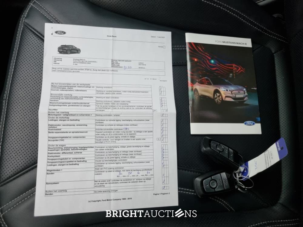 Ford Mustang Mach-E RWD 75 kWh 258pk 2021 (Origineel-NL), L-032-JH
