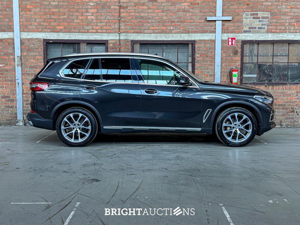 BMW X5 xDrive30d High Executive 265pk 2019, J-714-TF