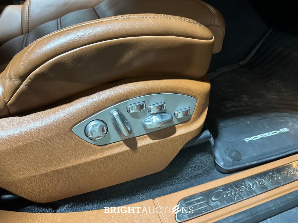 Porsche Cayenne Turbo 4.8 V8 520pk 2017 Sport-Chrono