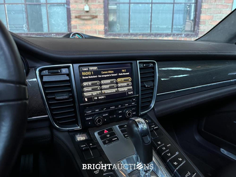 Porsche Panamera Turbo 4.8 V8 500pk 2009 Sport-Chrono, N-110-LT