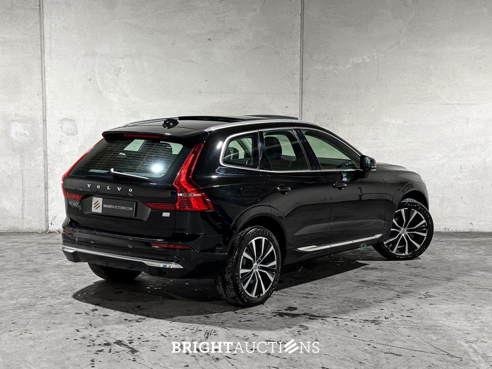 Volvo XC60 2.0 T6 Plug-in hybrid AWD Core Bright 253pk 2027 (Origineel-NL+1e eigenaar), S-190-RP