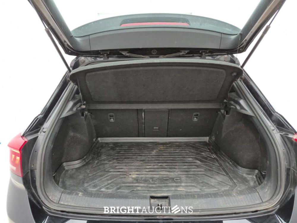 Volkswagen T-Roc R-Line Business 1.5 TSI DSG 150pk 2023 (Origineel-NL), S-317-PJ