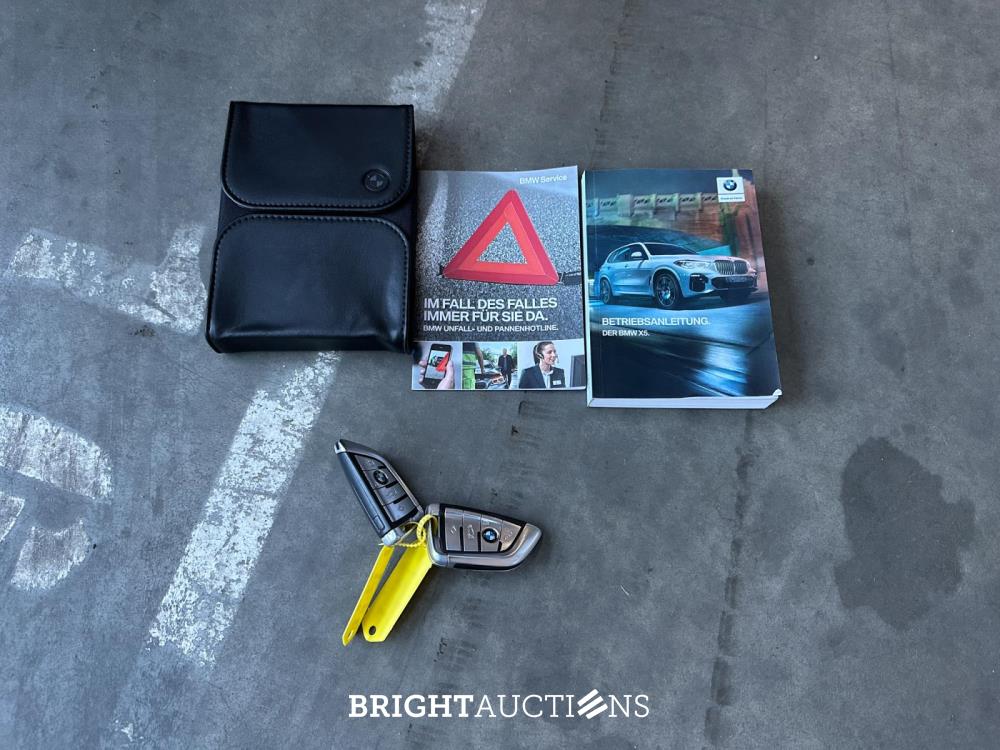 BMW X5 xDrive30d High Executive 265pk 2019, J-714-TF