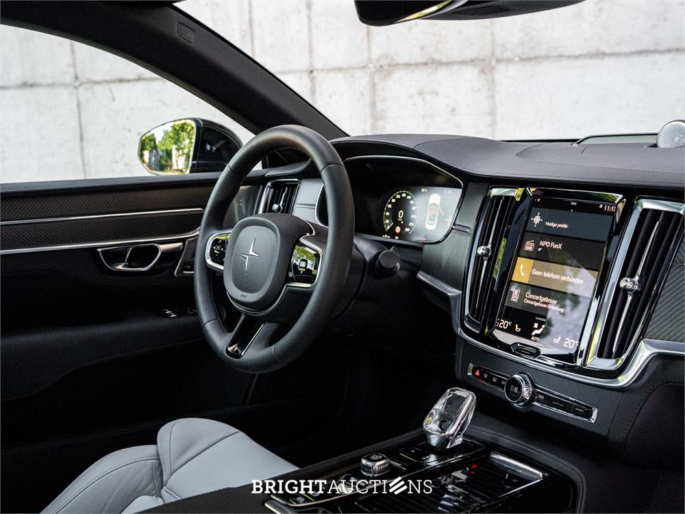 Polestar 1 2.0 T8R (1 van 1500) Carbon Plug-In Hybrid 609pk 2022