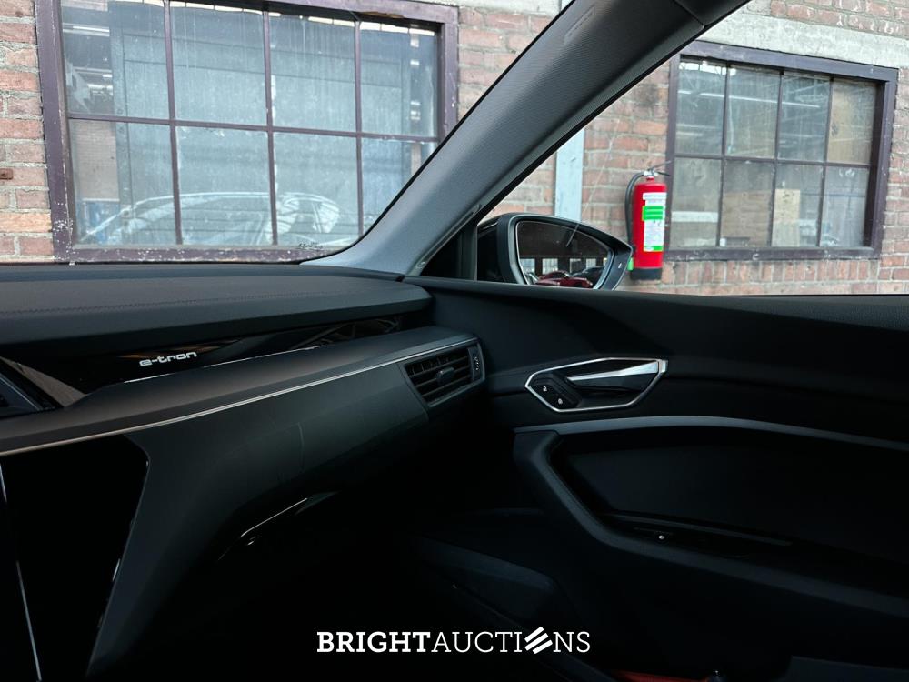 Audi e-tron Sportback 55 quattro edition 95 kWh 408pk 2020 (Origineel-NL+1e eigenaar), K-470-GB