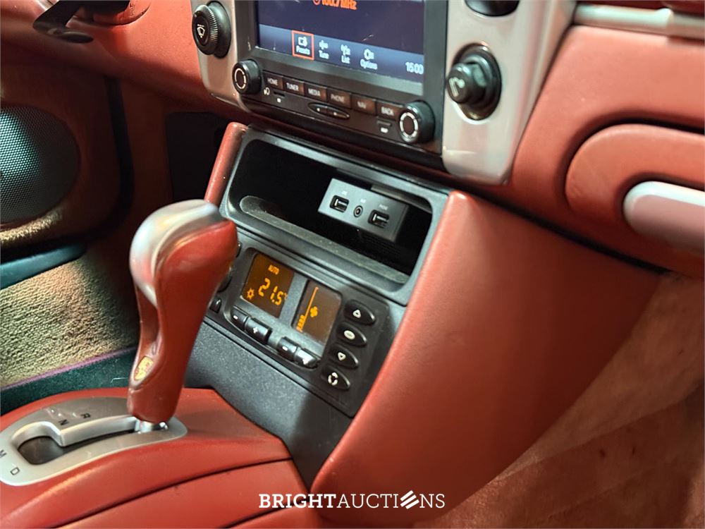 Porsche 911 996 Carrera 4S 3.6 Coupé 320pk 6-cilinder 2002, XK-372-L