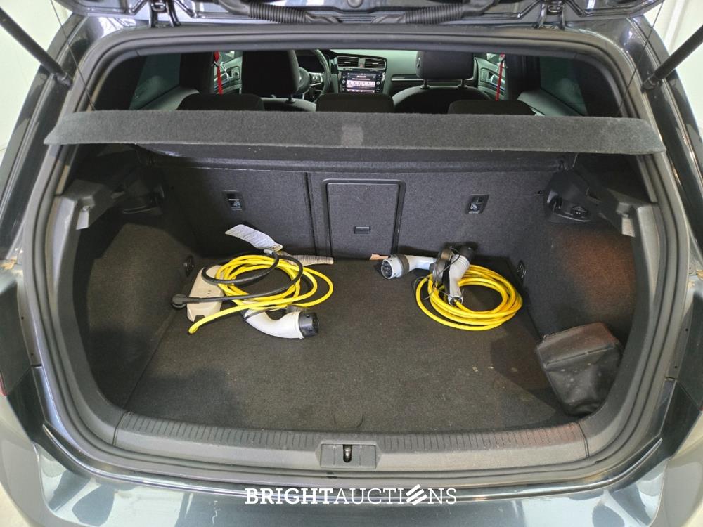 Volkswagen Golf GTE 1.4 TSI 150pk 2016 (Origineel-NL), ND-044-P