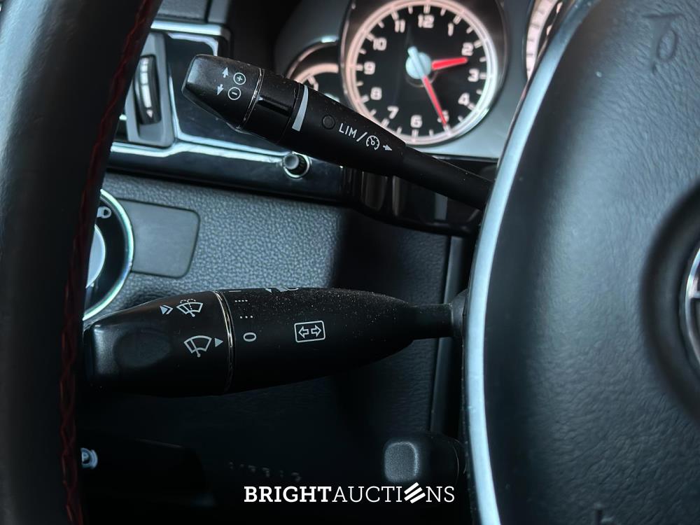 Mercedes-Benz E63 AMG 6.3 V8 -CARBON- 525pk 2010 (Origineel-NL), 47-LKB-6