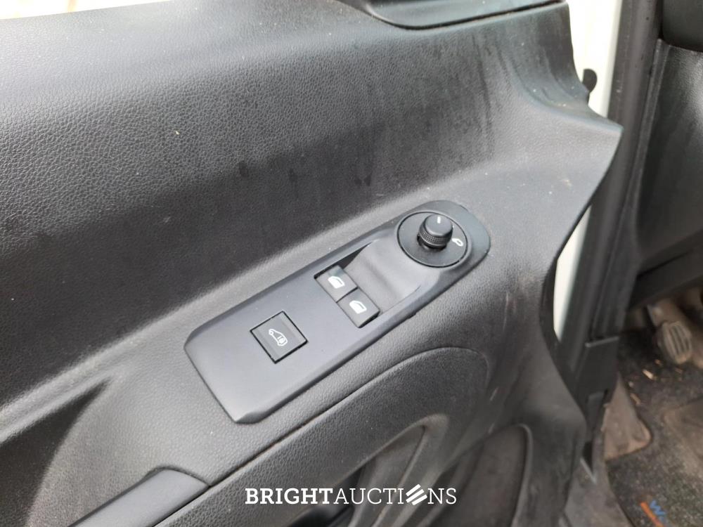 Citroen Berlingo 1.5 BlueHDI Club XL 99 pk 2021, VKR-08-B