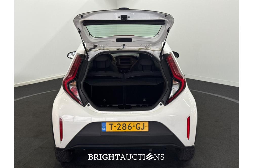 Toyota Aygo-X VVT-i MT 1.0 72pk 2023 (Origineel-NL), T-286-GJ