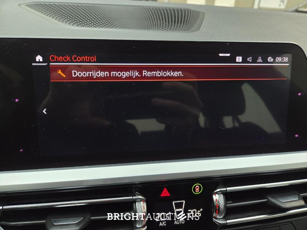 BMW 3-serie Executive Edition 184pk 2019 (Origineel-NL), ZL-125-N