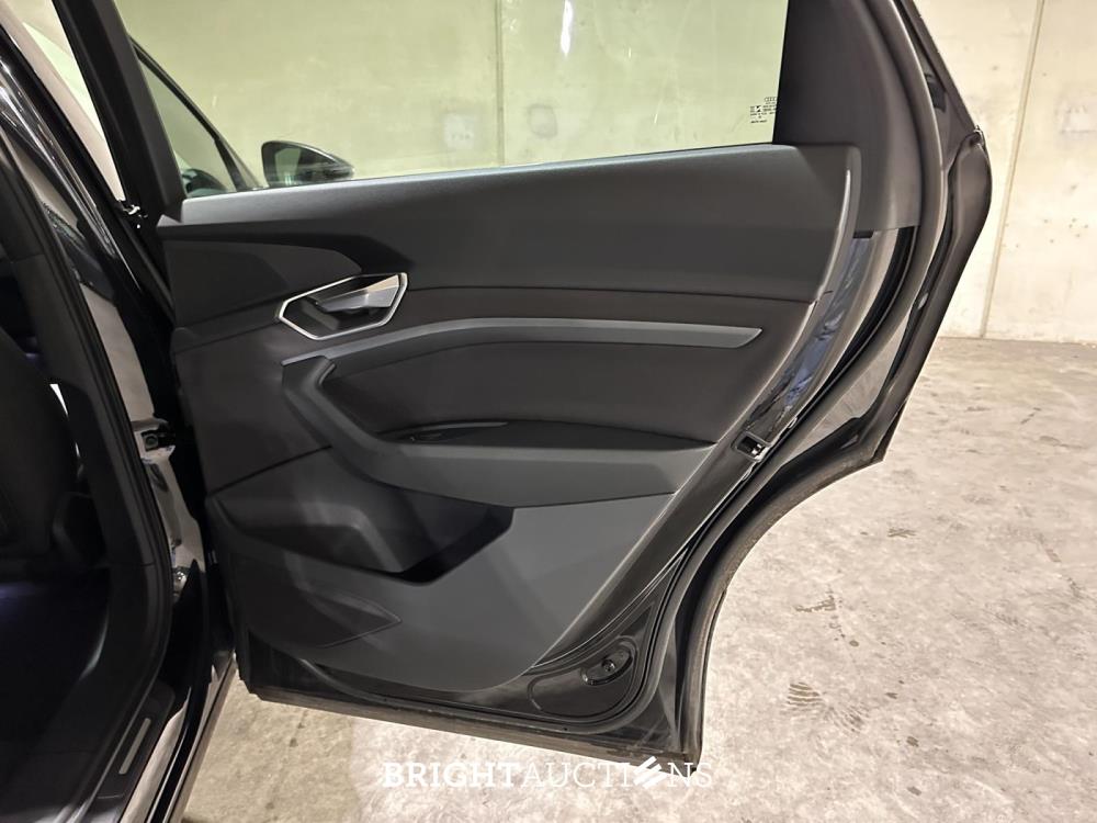 Audi e-tron Sportback 55 quattro Business edition 95 kWh 408pk 2020 (Origineel-NL+1e eigenaar), K-601-GZ