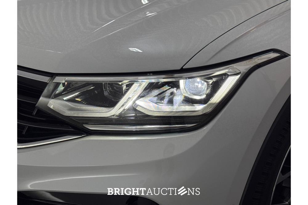 Volkswagen Tiguan R-Line Business 1.5 TSI 149pk 2023 (Origineel-NL), S-564-RH