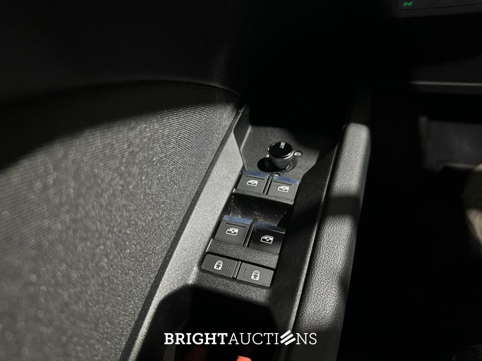 Audi Q4 e-tron 40 Advanced edition 77 kWh 204pk 2023 (Origineel-NL), S-393-JR