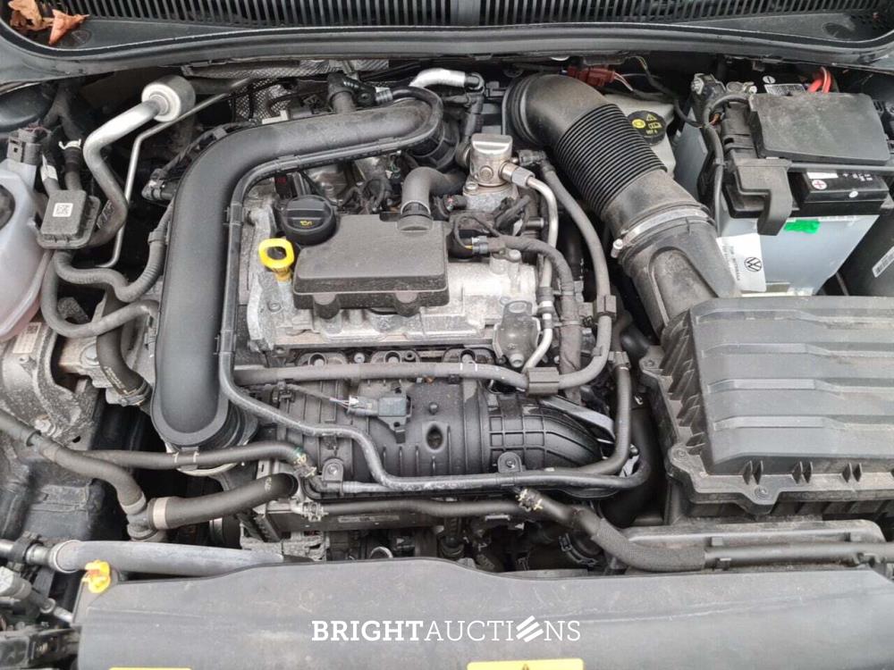 Volkswagen Polo Life 1.0 TSI 95pk 2022 (Origineel-NL), R-053-XK