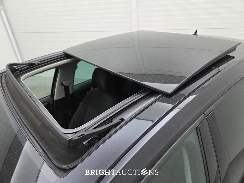 Volkswagen Golf Highline Business R 1.5 TSI 150pk 2017, GZG-30-F