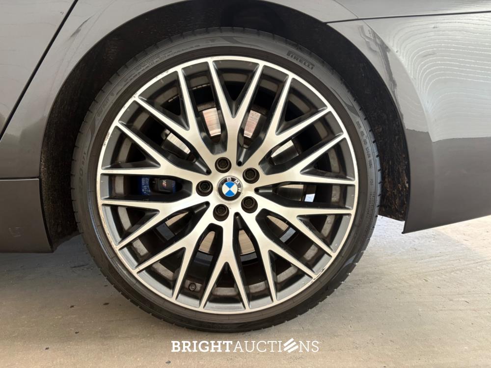 BMW 540d xDrive 5-serie High Executive 340pk 2020 5-Serie, L-918-LG