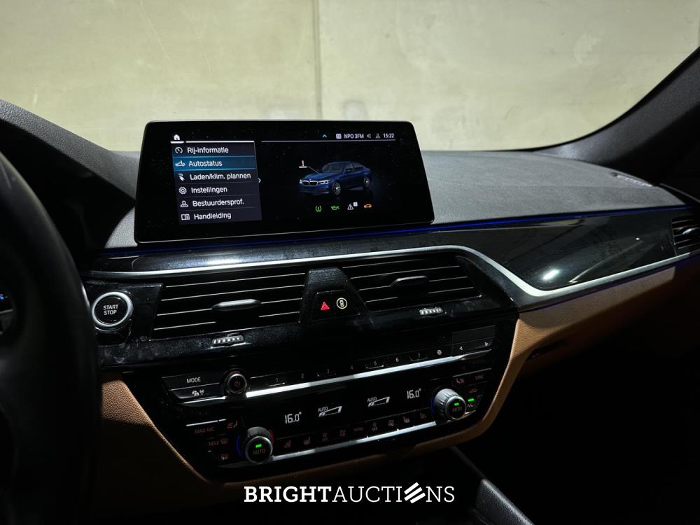 BMW 530e iPerformance High Executive 5-serie 184pk 2019 (Origineel-NL+1eigenaar), ZT-244-H
