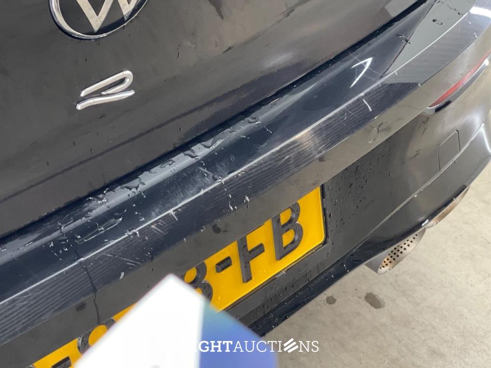 Volkswagen Golf 2.0 TSI R 4Motion Akrapovič 320 pk 2021, R-948-FB